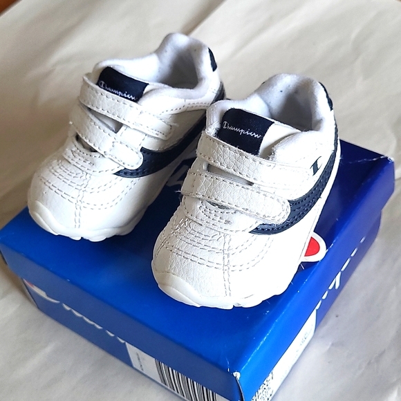 Champion Other - Champion Baby shoes sz 2
